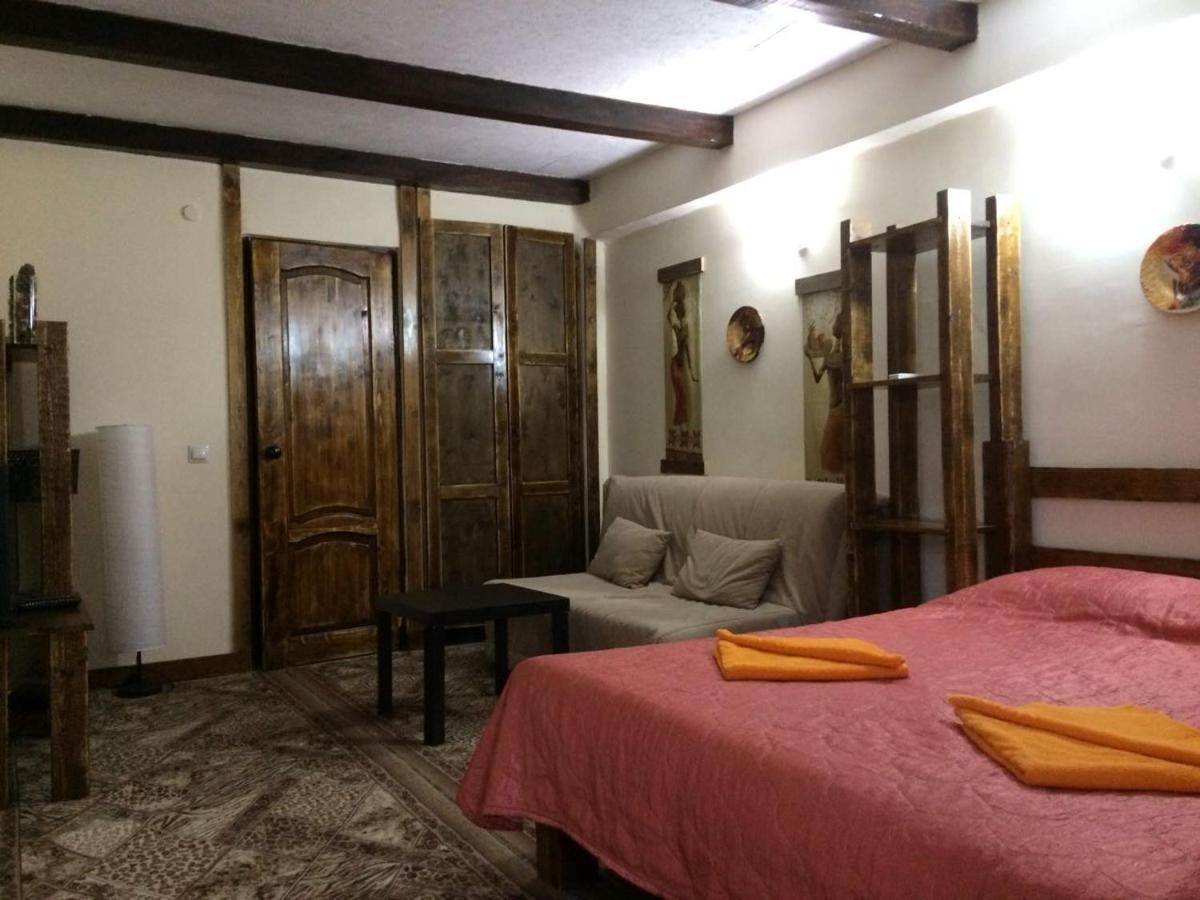 U Palycha Guest House Suchumi Exteriér fotografie